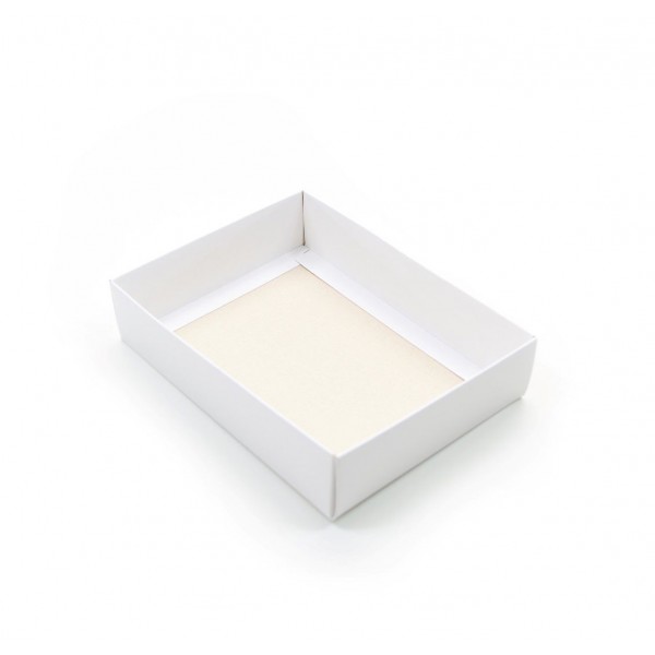 Ref 043 Branca - Caixa c/ visor na tampa - 17x13x4 cm