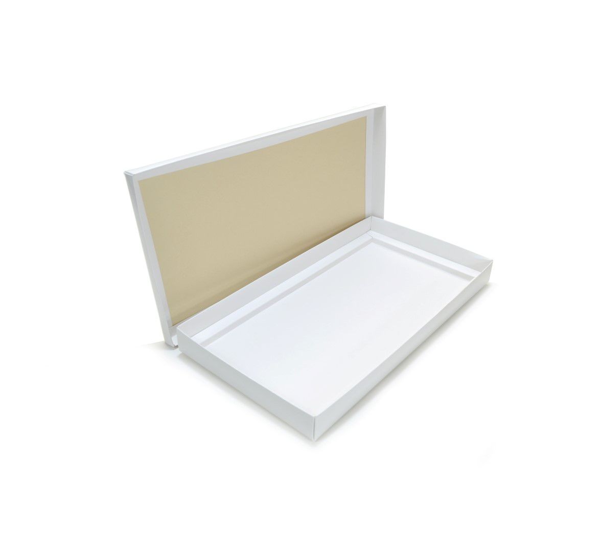 Ref 132 Branca - Caixa p/ 50 Brigadeiro Gourmet Pelotines - c/ tampa papel - 43x23x4 cm